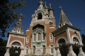 Fototapeta na wymiar Russian orthodox cathedral at Nice 2