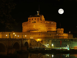 the night view of Castle sant' angelo in Rome, Italy 
