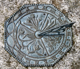 Ancient sundial without shadow