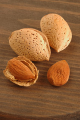 Almendras partidas