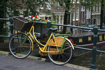 Fototapeta na wymiar kolorowe rowery