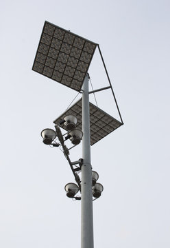 Street lamp and light diffuser