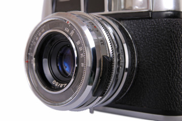 Vintage 35mm film rangefinder camera – lens view