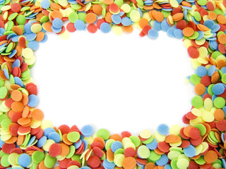 confettis multicolores