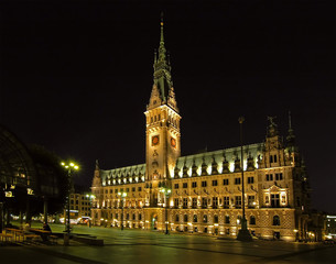 Fototapeta premium Rathausmarkt Nachtaufnahme