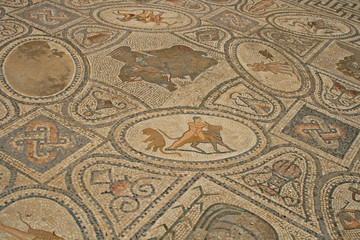 mosaïque d'une ville romaine antique
