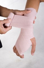Wrist bandage