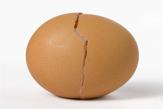 Uovo con crepa
