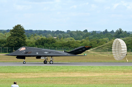 F-117 Nighthawk