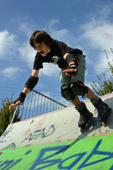 Inliner in der Halfpipe