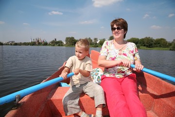 Fototapeta premium family on the boat