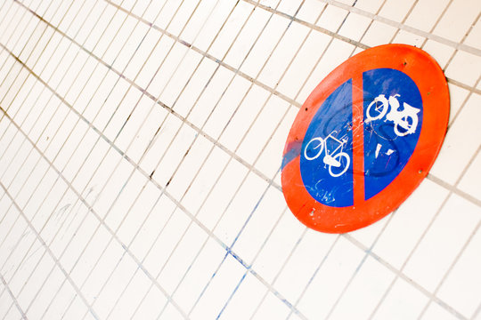 รูปภาพTrafficsign – เลือกดูภาพถ่ายสต็อก เวกเตอร์ และวิดีโอ1,367 | Adobe ...