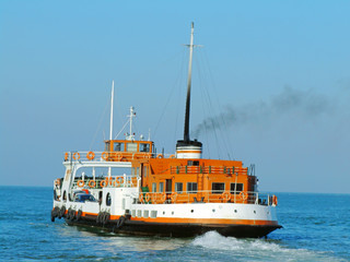 Fototapeta premium Ferry-boat