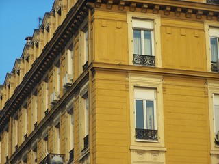 façade caractere
