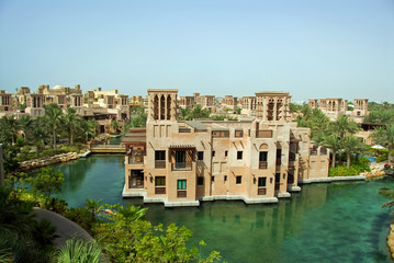 Obraz premium Windtowers & Tropical Waterways Of Madinat Jumeirah