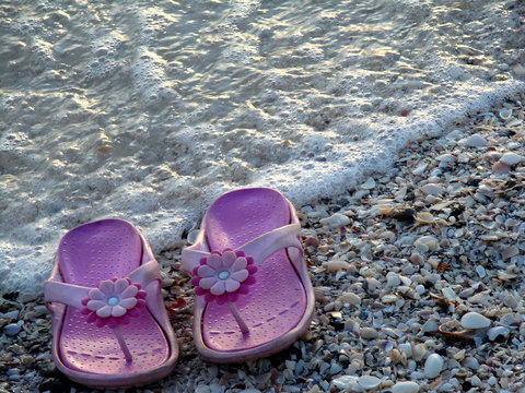 tiny pink flipflops