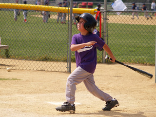 Obraz premium young baseball batter