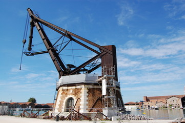 Historic Crane, Venice
