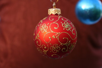 red bauble
