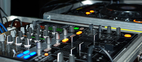Dj mixer