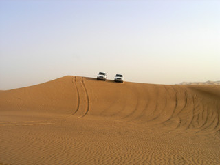 Fototapeta na wymiar dune bashing 2