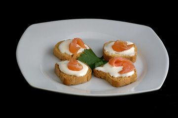 plato con aperitivos