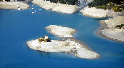 Lac et Chapelle