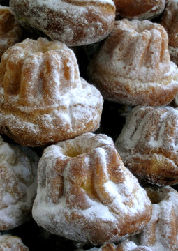 kouglofs
