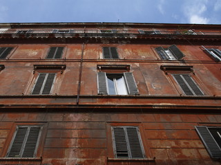 Obraz premium alte gebäude in rom