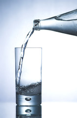 Wasser einschenken