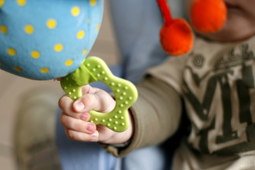 Main et jeu de bébé