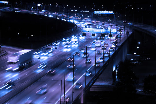 Fototapeta cars at night with motion blur