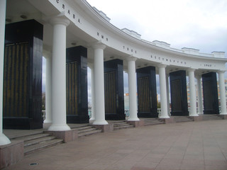 Arch with pillar