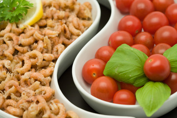 Shrimp and tomato appetizers
