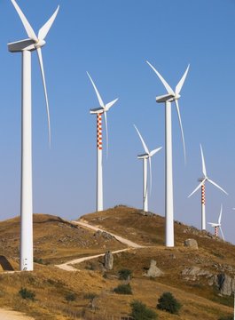 farm of generators electricity to wind