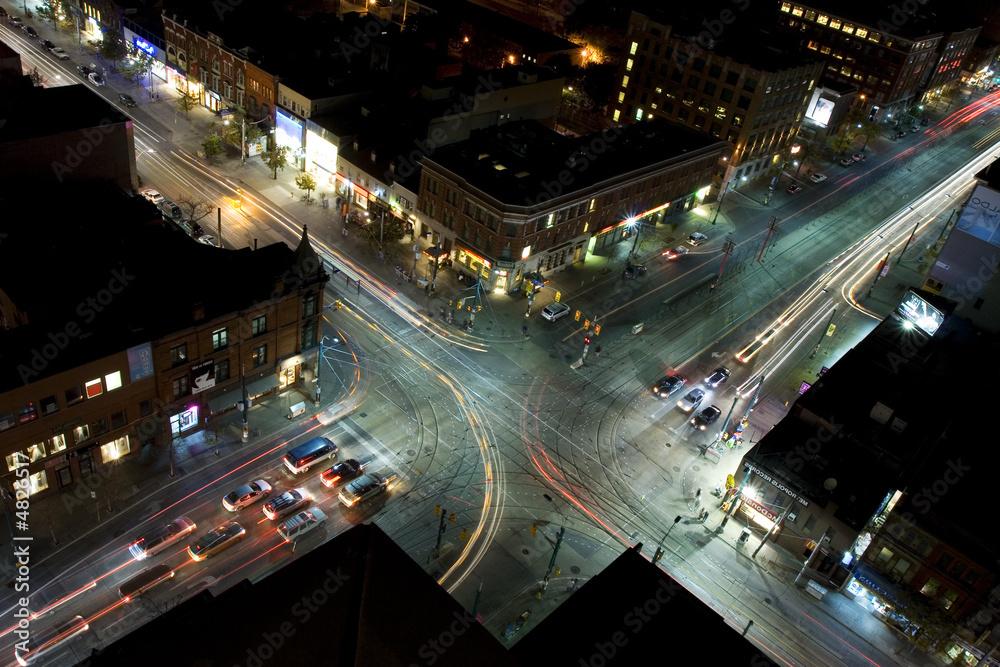 Wall mural Midnight traffic as seen from rooftop reverse 2