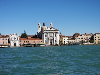 Fototapeta na wymiar Wenecja z Canale della Giudecca