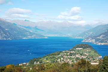 Fototapeta na wymiar Italian lake