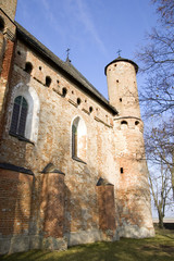 Fototapeta na wymiar Old church-fortress 