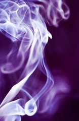 Naklejka premium Smoke on Purple