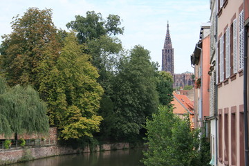 Naklejka premium Strasbourg - Petite France et cathédrâle Notre Dame