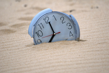 Clock in the Sand