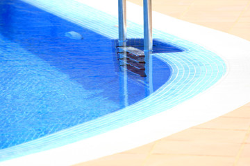 blue swimmingpool