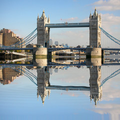 Naklejka premium Tower Bridge (C)