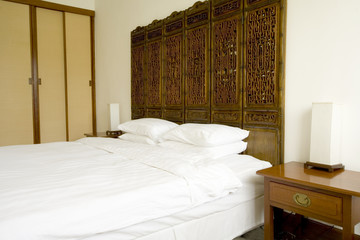 Hotel room with oriental styled decorations