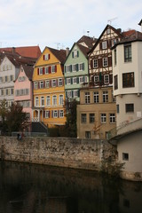Vieille ville de Tübingen au bord du Neckar  (Allemagne)