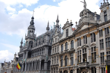 Fototapeta na wymiar Historyczny budynek na Grand Place w Brukseli