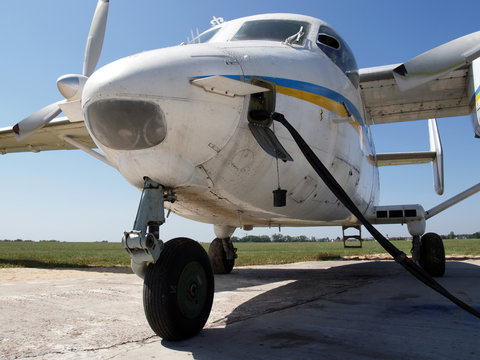 Refueling Plane