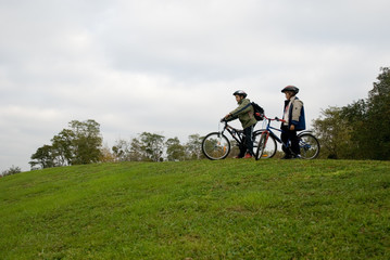 Obraz premium vélos,bicyclettes,promenade,enfants,VTT,