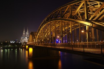 Rheinbrücke in Köln